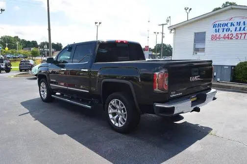 2018 GMC Sierra 1500 SLT 4WD photo