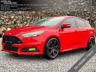 2017 Ford Focus ST FWD photo