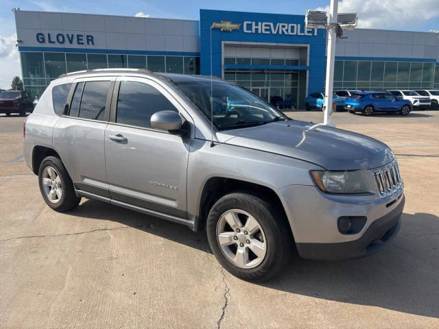 2016 Jeep Compass Latitude FWD photo