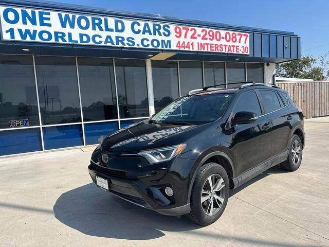 2017 Toyota RAV4 XLE FWD photo