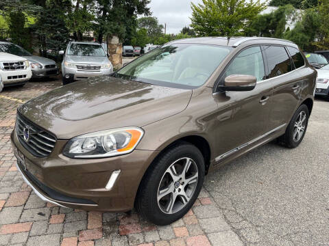 2015 Volvo XC60 T6 AWD photo