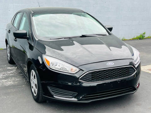 2017 Ford Focus S FWD photo