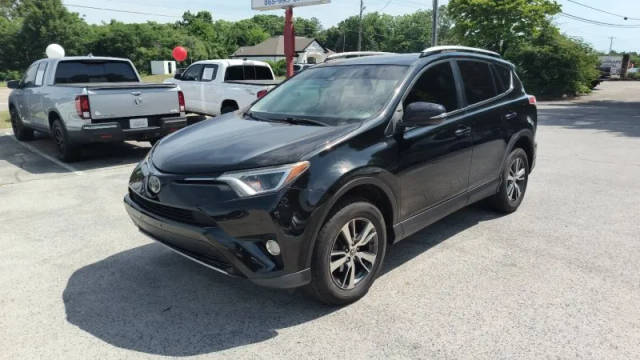 2017 Toyota RAV4 XLE AWD photo