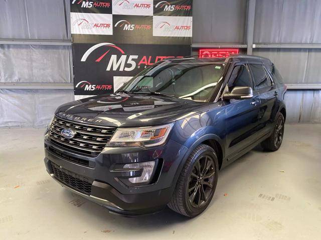 2017 Ford Explorer XLT FWD photo