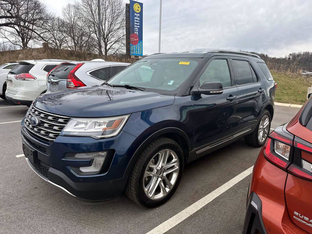 2017 Ford Explorer XLT 4WD photo