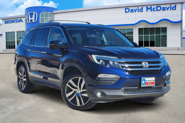 2017 Honda Pilot Touring FWD photo