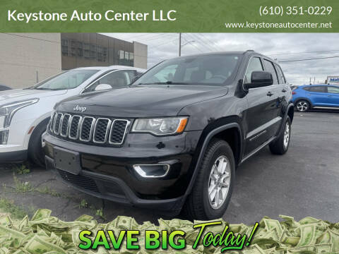 2018 Jeep Grand Cherokee Laredo E 4WD photo