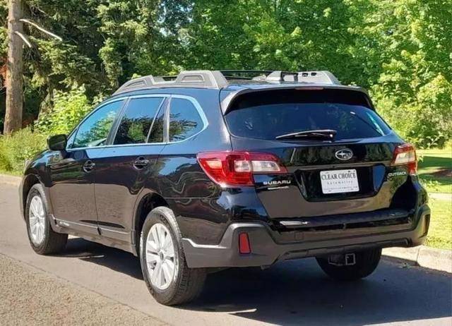 2018 Subaru Outback Premium AWD photo