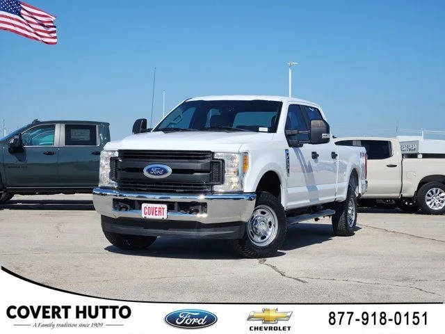 2017 Ford F-250 Super Duty XL 4WD photo