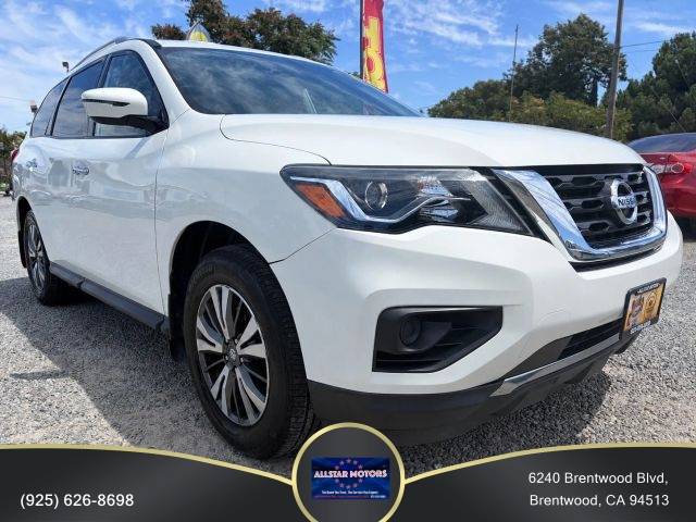 2017 Nissan Pathfinder S 4WD photo