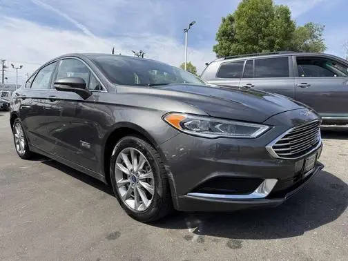 2018 Ford Fusion Energi SE FWD photo