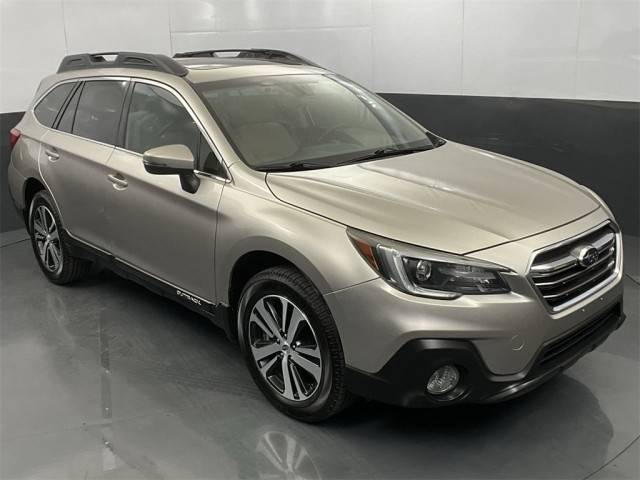 2018 Subaru Outback Limited AWD photo