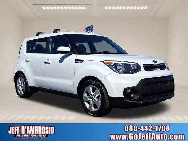 2017 Kia Soul Base FWD photo