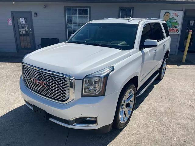 2017 GMC Yukon Denali RWD photo