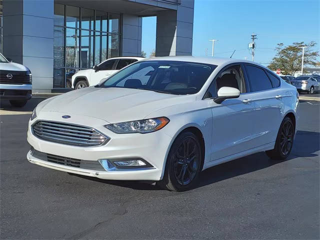 2018 Ford Fusion SE FWD photo