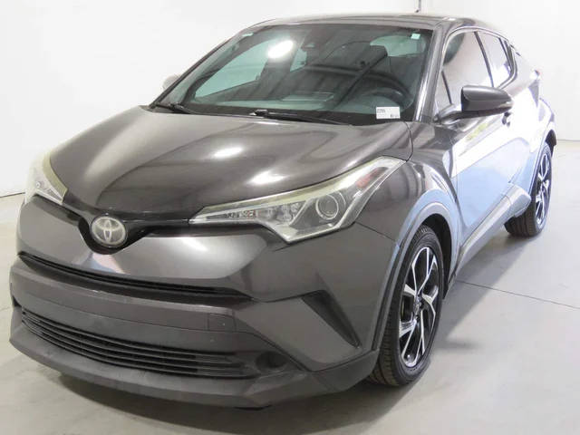 2018 Toyota C-HR XLE FWD photo