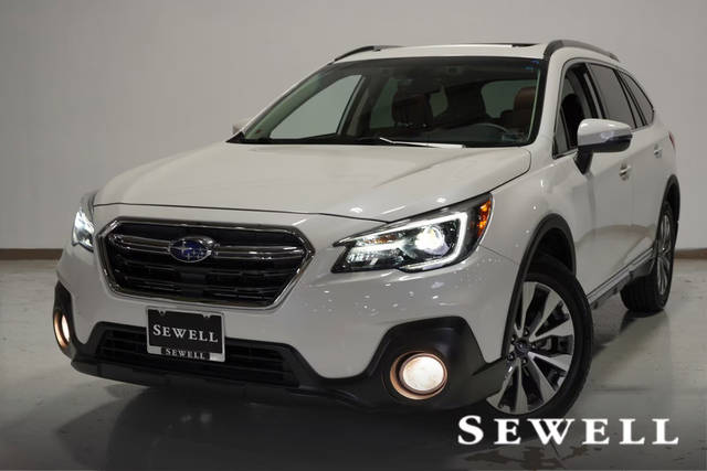 2018 Subaru Outback Touring AWD photo