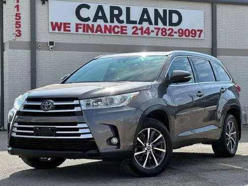 2017 Toyota Highlander XLE FWD photo
