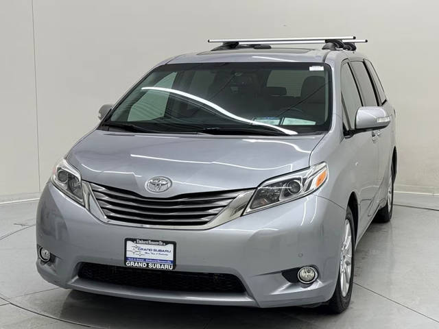 2017 Toyota Sienna Limited AWD photo