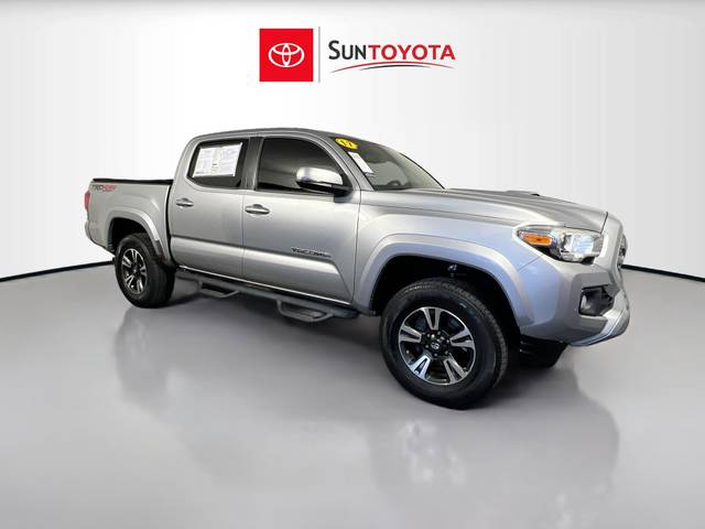 2017 Toyota Tacoma TRD Sport 4WD photo