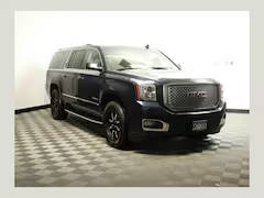 2017 GMC Yukon XL Denali 4WD photo