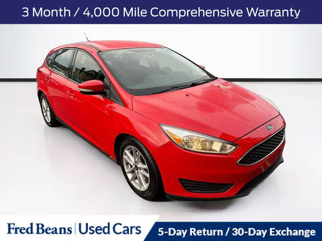 2017 Ford Focus SE FWD photo