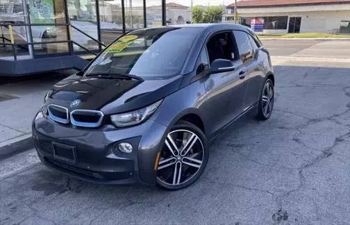 2017 BMW i3  RWD photo