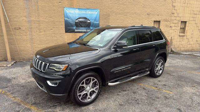 2018 Jeep Grand Cherokee Sterling Edition 4WD photo