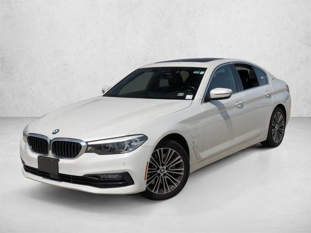 2018 BMW 5 Series 530e xDrive iPerformance AWD photo