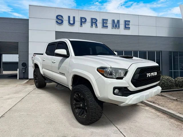 2017 Toyota Tacoma TRD Sport 4WD photo