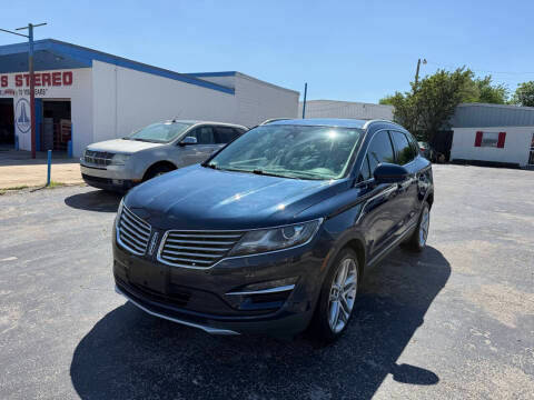 2017 Lincoln MKC Reserve AWD photo
