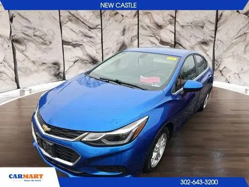 2017 Chevrolet Cruze LT FWD photo