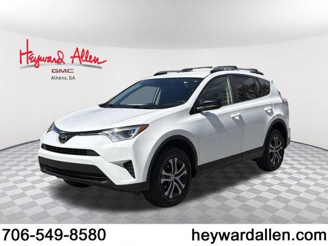 2017 Toyota RAV4 LE FWD photo