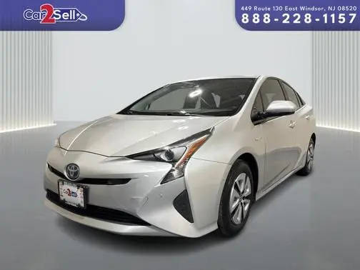 2017 Toyota Prius Three FWD photo