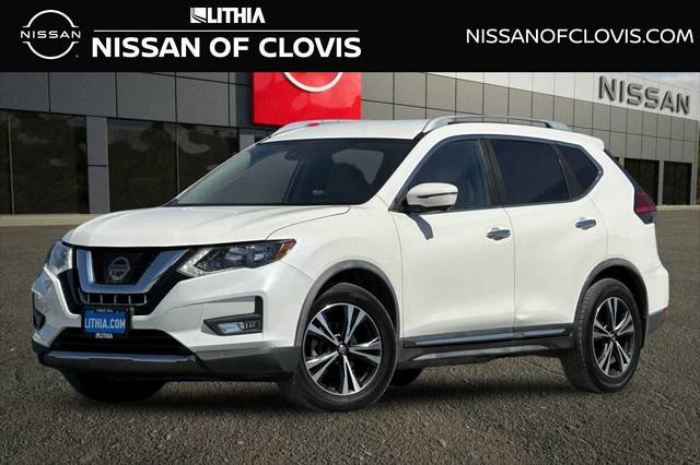 2017 Nissan Rogue SL FWD photo