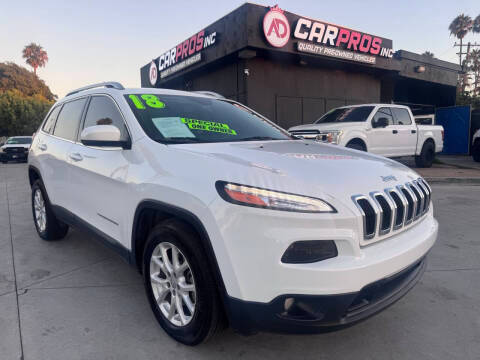 2018 Jeep Cherokee Latitude Plus FWD photo