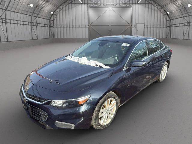 2017 Chevrolet Malibu LT FWD photo