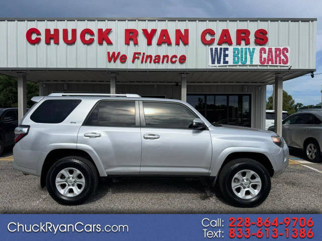 2016 Toyota 4Runner SR5 RWD photo