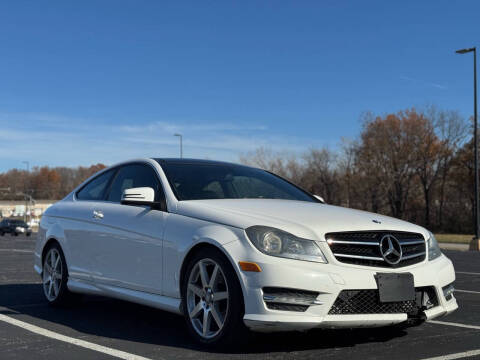 2015 Mercedes-Benz C-Class C 250 RWD photo