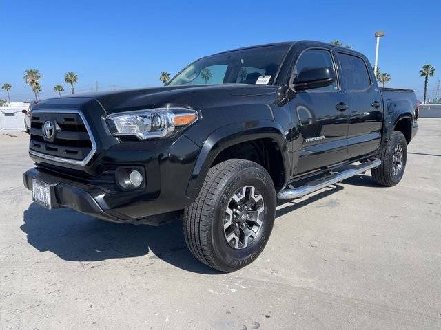 2017 Toyota Tacoma SR5 4WD photo