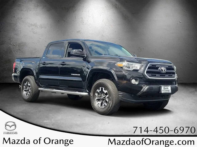 2017 Toyota Tacoma SR5 4WD photo