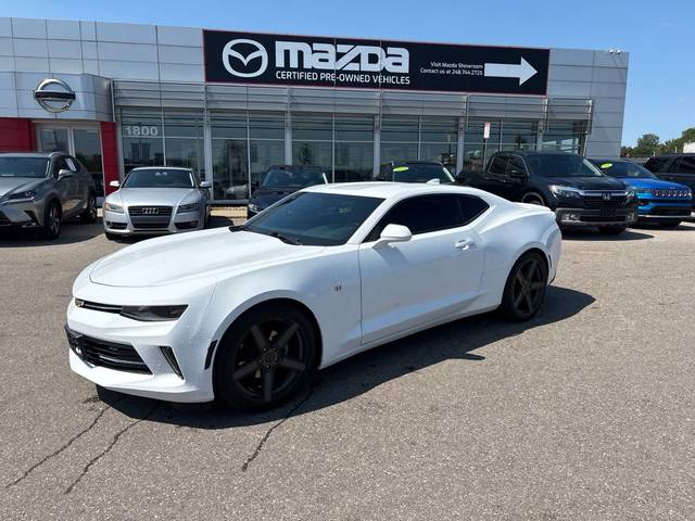 2018 Chevrolet Camaro 1LT RWD photo