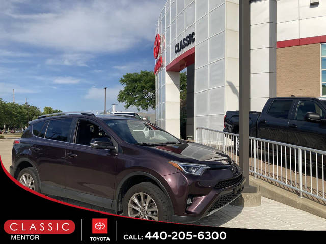 2017 Toyota RAV4 SE AWD photo