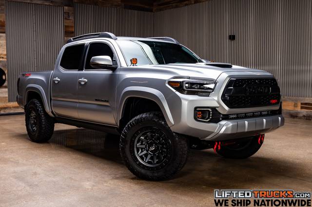 2017 Toyota Tacoma TRD Sport 4WD photo