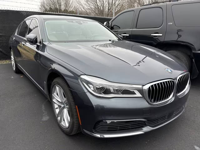 2018 BMW 7 Series 750i xDrive AWD photo