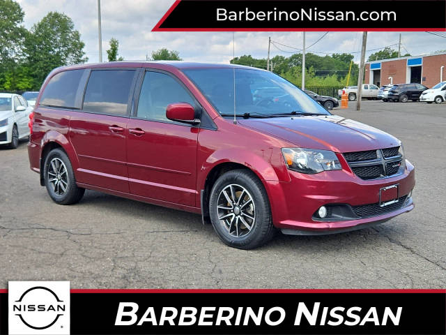 2017 Dodge Grand Caravan SXT FWD photo
