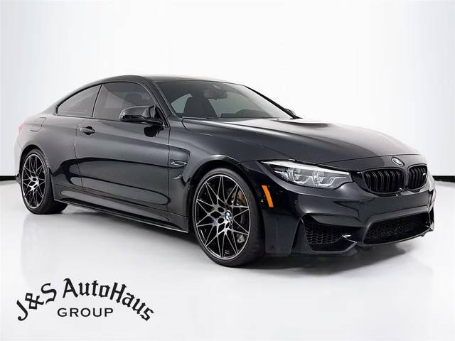 2018 BMW M4  RWD photo