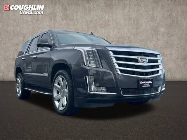 2017 Cadillac Escalade Luxury 4WD photo