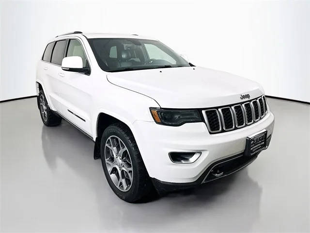 2018 Jeep Grand Cherokee Sterling Edition 4WD photo