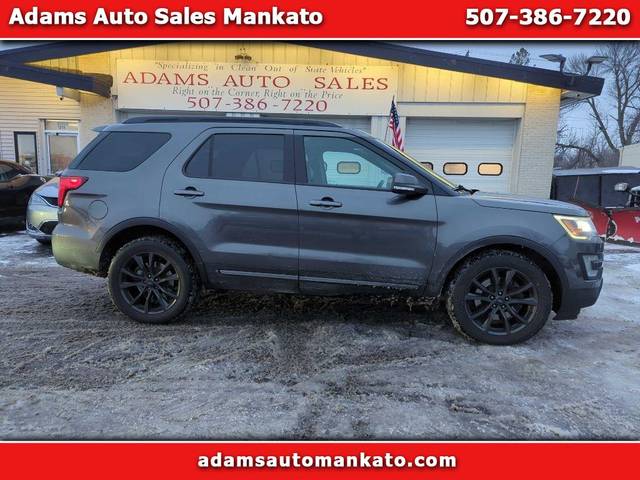 2017 Ford Explorer XLT 4WD photo